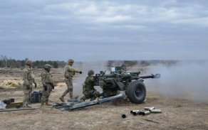 rtn._hava_pri_strelbe_z_105mm_m119.jpg