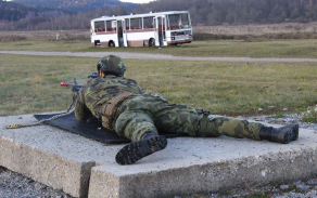 strelba_z_lehkeho_kulometu.jpg